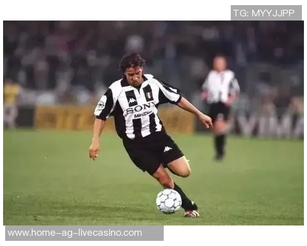 天下足球预告精彩赛事一览助你掌握全球足球动态与精彩瞬间