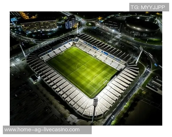 重庆足球场:激情与梦想交织的绿茵圣地,见证无数精彩瞬间与辉煌历史 重庆足球场:激情与梦想交织的绿茵圣地,见证无数精彩瞬间与辉煌历史